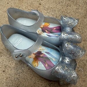 Mini Melissa Silver Frozen Kids Dress Shoes